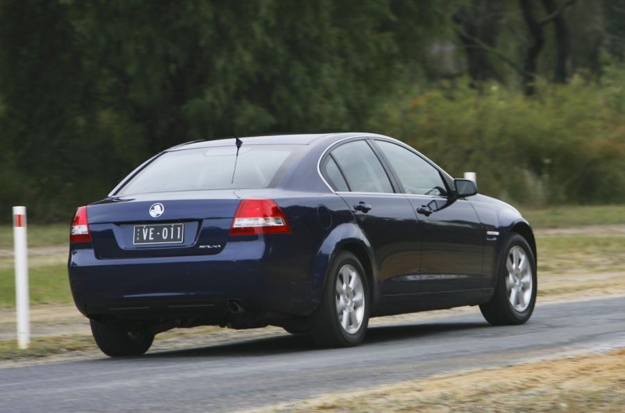  Holden Berlina 2006 года  (фото 35 из 37)